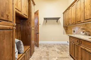 640 Lakeridge Dr, Auburn, CA 95603 - Photo 34