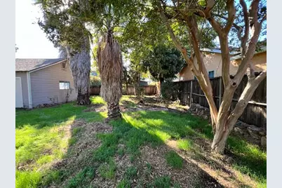 332 Hinkley Avenue, Oakdale, CA 95361 - Photo 28