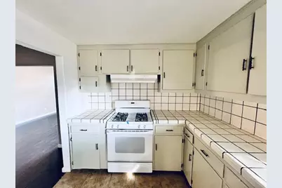 332 Hinkley Avenue, Oakdale, CA 95361 - Photo 12