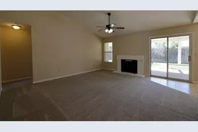 8724 Kentshire Way, Sacramento, CA 95828 - Photo 6