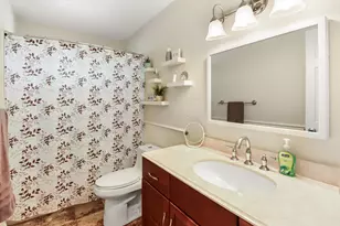 1110 Circuit Dr, Roseville, CA 95678 - Photo 22