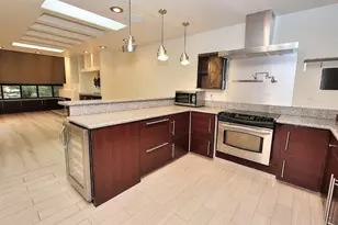 200 P St, Sacramento, CA 95814 - Photo 2