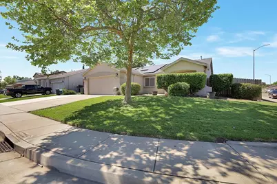 729 Spruce, Wheatland, CA 95692 - Photo 2