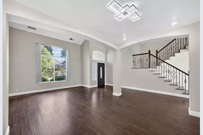 9223 Camden Lake Way, Elk Grove, CA 95624 - Photo 12