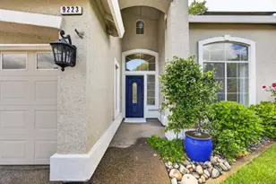 9223 Camden Lake Way, Elk Grove, CA 95624 - Photo 4