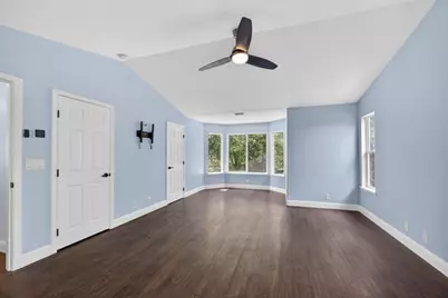 9223 Camden Lake Way, Elk Grove, CA 95624 - Photo 38