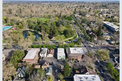 716 Alhambra Boulevard, Sacramento, CA 95816 - Photo 18