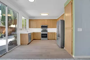 1977 Grove Ct, Tracy, CA 95376 - Photo 16