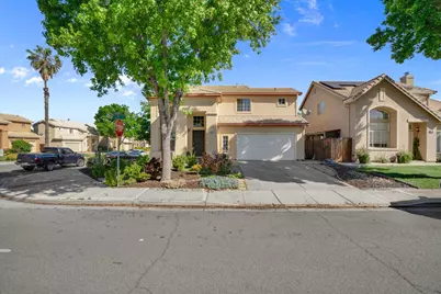 1977 Grove Court, Tracy, CA 95376 - Photo 4