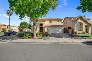 1977 Grove Ct, Tracy, CA 95376 - Photo 4