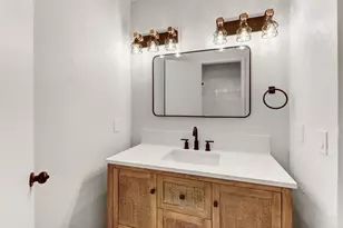 7502 Andrewsarah Ct, Sacramento, CA 95828 - Photo 32