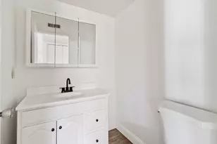 3701 Colonial Dr, Modesto, CA 95356 - Photo 10