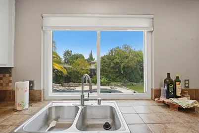 8008 Mesa Oak Way, Citrus Heights, CA 95610 - Photo 10