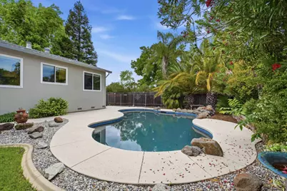 8008 Mesa Oak Way, Citrus Heights, CA 95610 - Photo 52