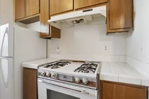 4766 Greenholme Dr, Sacramento, CA 95842 - Photo 10