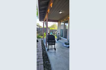 6955 S Land Park Drive, Sacramento, CA 95831 - Photo 44