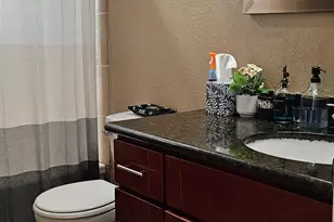 6955 S Land Park Dr, Sacramento, CA 95831 - Photo 32