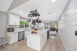 7548 Sycamore Dr, Citrus Heights, CA 95610 - Photo 10