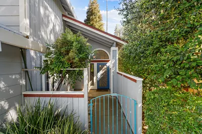 695 Cutting Way, Sacramento, CA 95831 - Photo 4