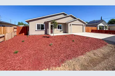 1519 9th Avenue, Olivehurst, CA 95961 - Photo 2