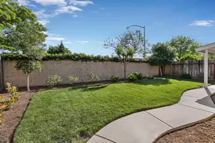 2042 Spring Blossom Ln, Turlock, CA 95382 - Photo 26