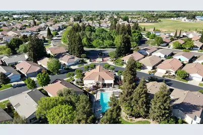 2042 Spring Blossom Lane, Turlock, CA 95382 - Photo 32