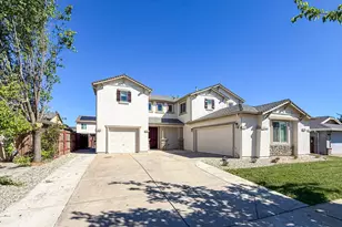 1677 Brookglen Dr, Olivehurst, CA 95961 - Photo 2