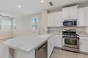 343 Phoenix Cir, Lincoln, CA 95648 - Photo 10