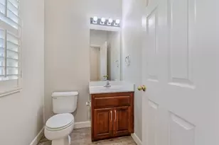 343 Phoenix Cir, Lincoln, CA 95648 - Photo 14