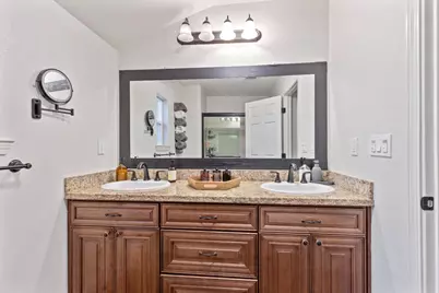 33 E Pine, Stockton, CA 95204 - Photo 20