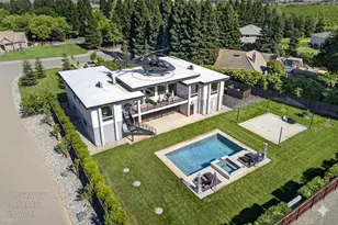 713 Saddleback Dr, Marysville, CA 95901 - Photo 1