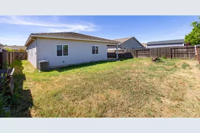 2057 Skipper Cove Way, Plumas Lake, CA 95961 - Photo 38