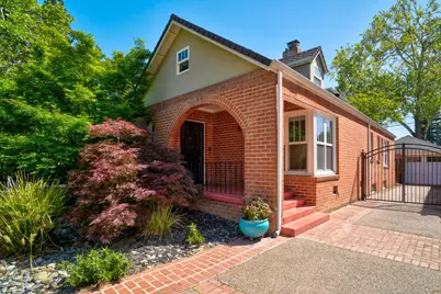 905 47th Street, Sacramento, CA 95819 - Photo 4