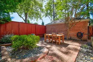 905 47th St, Sacramento, CA 95819 - Photo 36