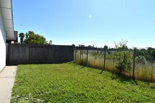 6844 Sandrock Way, Sacramento, CA 95828 - Photo 20