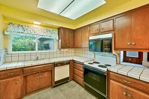 1802 Tanglewood Ln, Roseville, CA 95661 - Photo 8