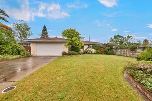 1802 Tanglewood Ln, Roseville, CA 95661 - Photo 1
