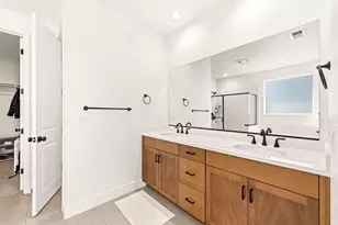 2160 Enchantment Dr, Manteca, CA 95337 - Photo 16