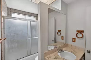 49 Waterglen Cir, Sacramento, CA 95826 - Photo 24