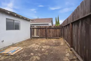 1260 Windsor Ct, Turlock, CA 95380 - Photo 20