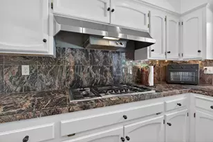 1909 Chelwood Way, Modesto, CA 95355 - Photo 18