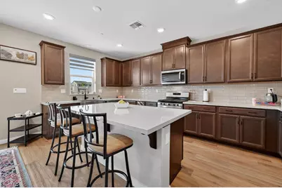 2049 Borealis Circle, Roseville, CA 95747 - Photo 10