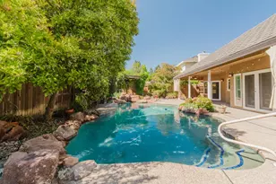 4919 Runway Dr, Fair Oaks, CA 95628 - Photo 6