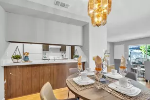 217 Roundtree Ct, Sacramento, CA 95831 - Photo 12