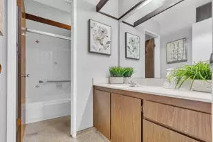 217 Roundtree Ct, Sacramento, CA 95831 - Photo 14