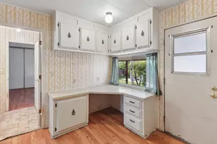 Bentley Ave, Sacramento, CA 95823 - Photo 36