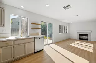 8916 Mandalay Way, Elk Grove, CA 95624 - Photo 20