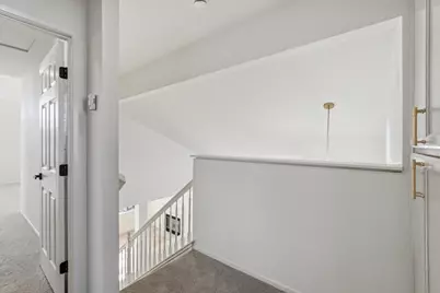 8916 Mandalay Way, Elk Grove, CA 95624 - Photo 28