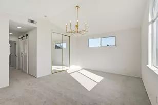 8916 Mandalay Way, Elk Grove, CA 95624 - Photo 30