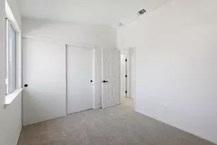 8916 Mandalay Way, Elk Grove, CA 95624 - Photo 38